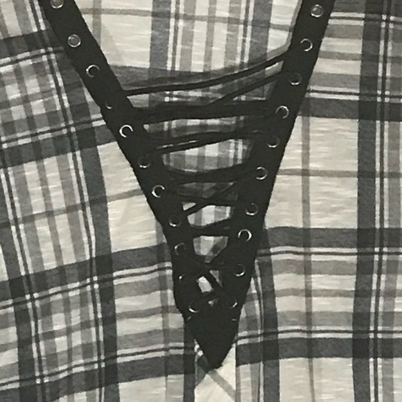 Day Trip Blouse Plaid Long sleeve size Large - Picture 4 of 9